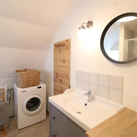 Maison De Caractere Avec Cheminee, 3 Chambres, Jardin, Proche Du Parc Des Volcans D'auvergne - Fr-1-742-574 Lugarde